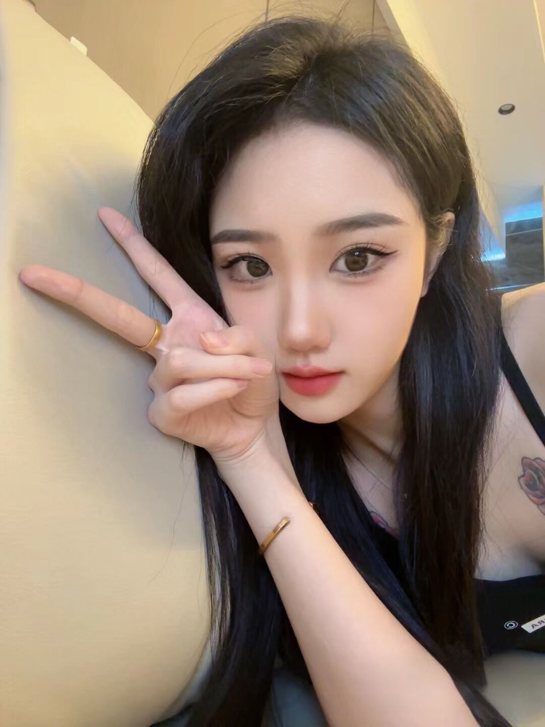 2031112125125.jpg